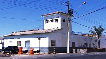 O presídio de Passos, no bairro Jardim Aclimação, passará a abrigar os detentos de Alpinópolis